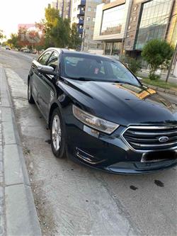 Ford Taurus